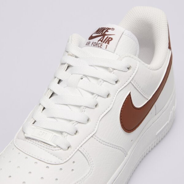 Дамски маратонки NIKE W AIR FORCE 1 '07 NEXT NATURE dc9486-115 цвят бял