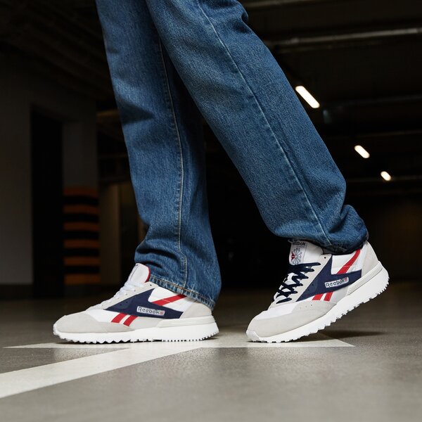 Мъжки маратонки REEBOK LX2200 hq6952 цвят бял