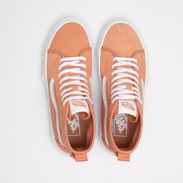 Дамски маратонки VANS UA SENTRY SK8-HI WC vn0a4bvwbm51 цвят оранжев