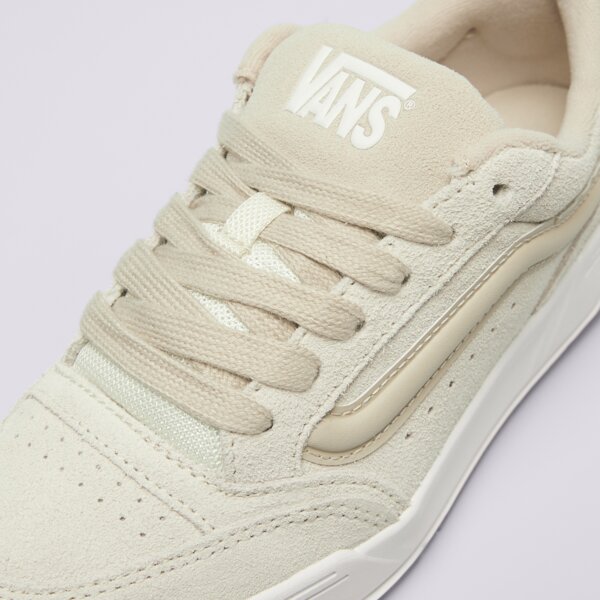 Дамски маратонки VANS HYLANE vn000d81bys1 цвят бежов