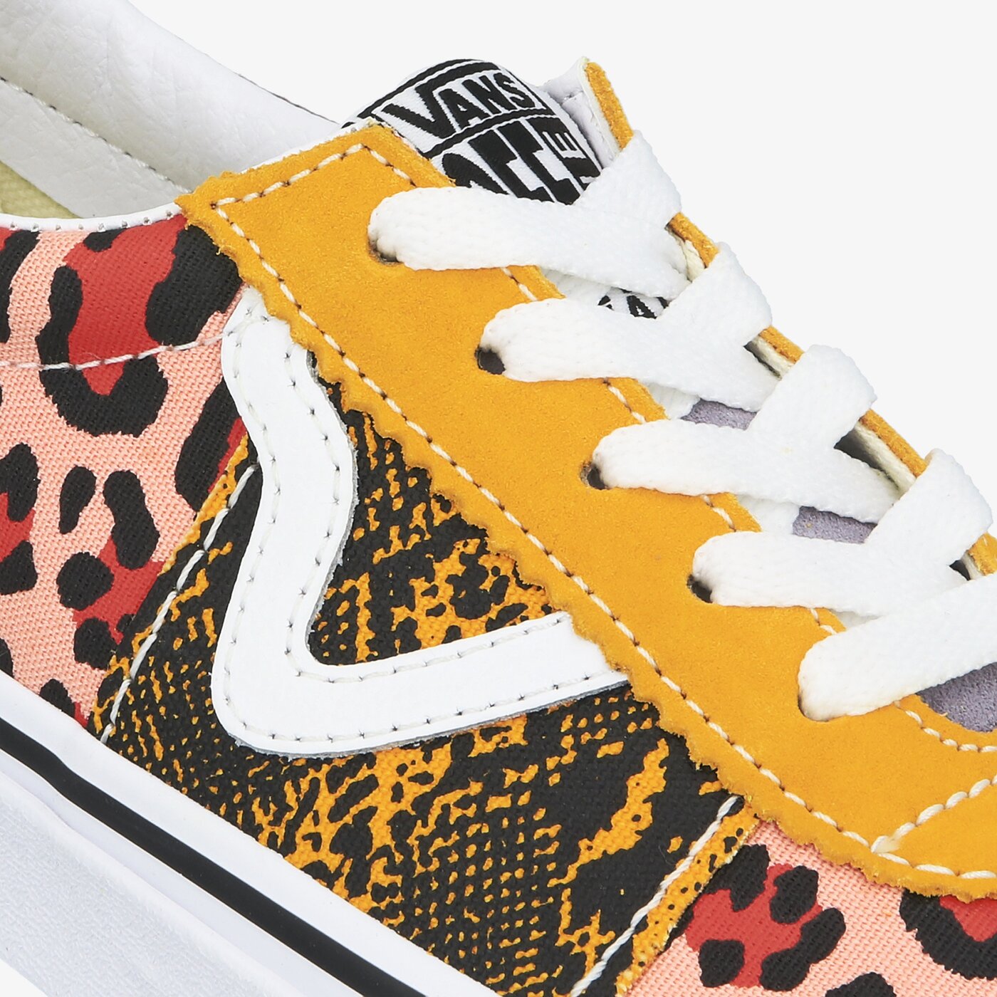 Дамски маратонки VANS UA SPORT vn0a4bu601r цвят многоцветен