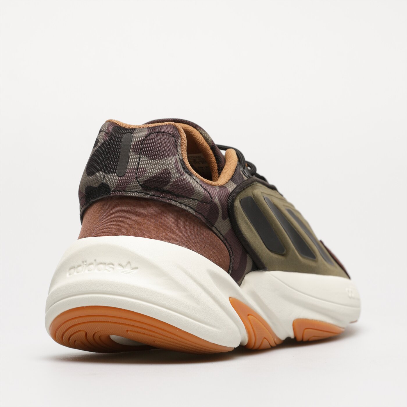 Мъжки маратонки ADIDAS OZELIA  hp2857 цвят зелен