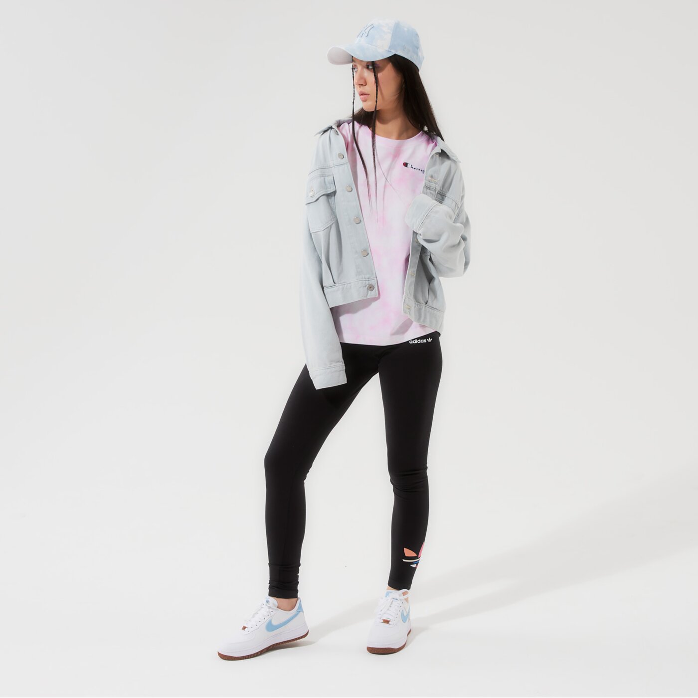 Дамска тениска CHAMPION ТЕНИСКА CREWNECK ТЕНИСКА 113939wl005 цвят многоцветен