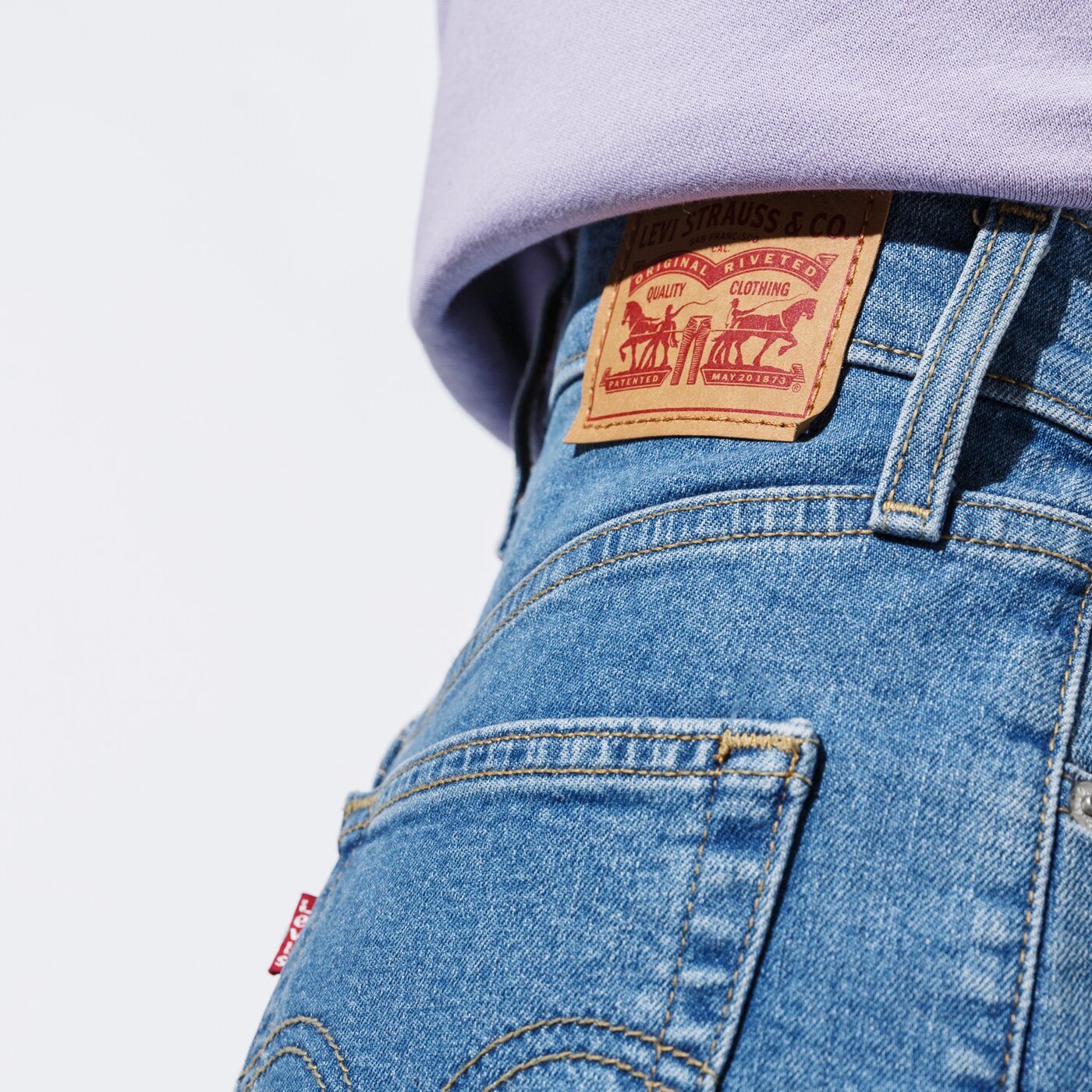 Дамски панталони LEVI'S MOM JEANS  26986-0002 цвят син
