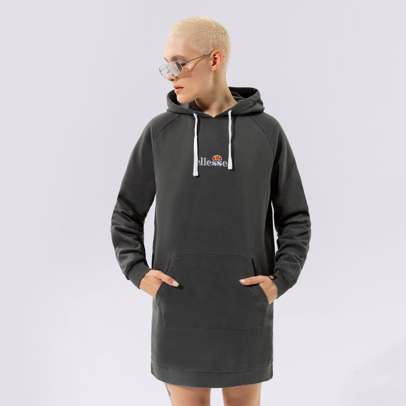 Дамски суичър ELLESSE СУИТЧЪР С КАЧУЛКА TRIPHALAАНЦУГS BLK sgk13152011 цвят черен