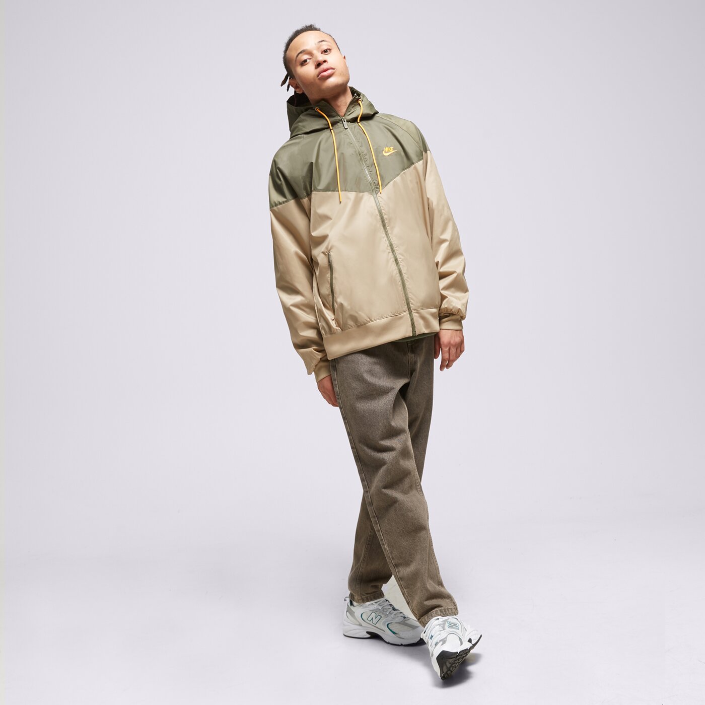 Мъжко преходно яке NIKE ЯКЕ SPORTSWEAR HERITAGE da0001-247 цвят сив