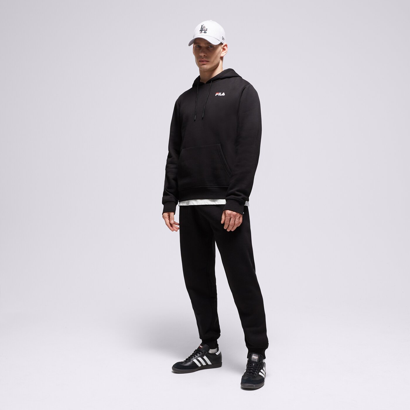 Мъжки суичър FILA СУИТЧЪР С КАЧУЛКА RENDER fw23spm198000 цвят черен