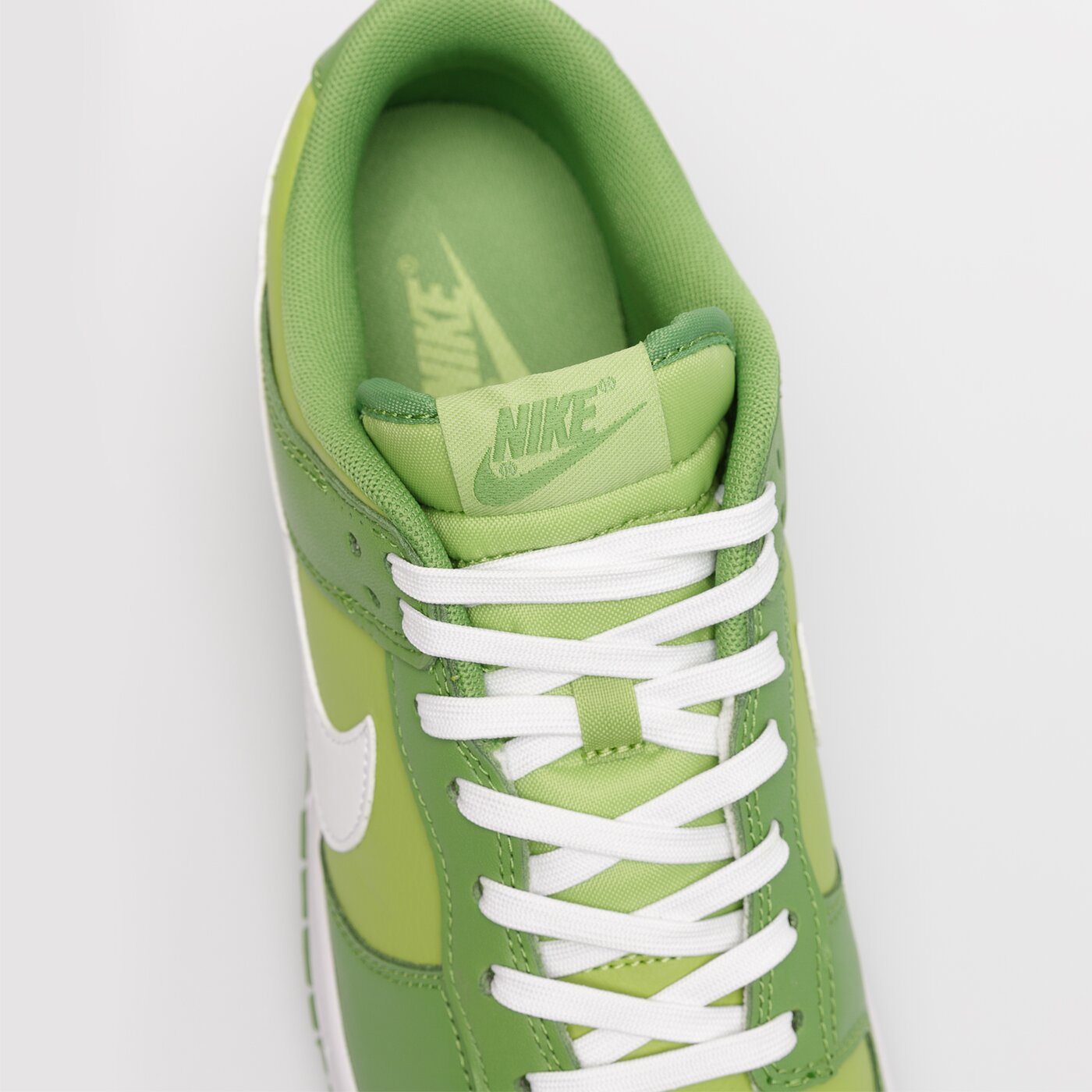 Мъжки маратонки NIKE DUNK LOW RETRO dj6188-300 цвят зелен