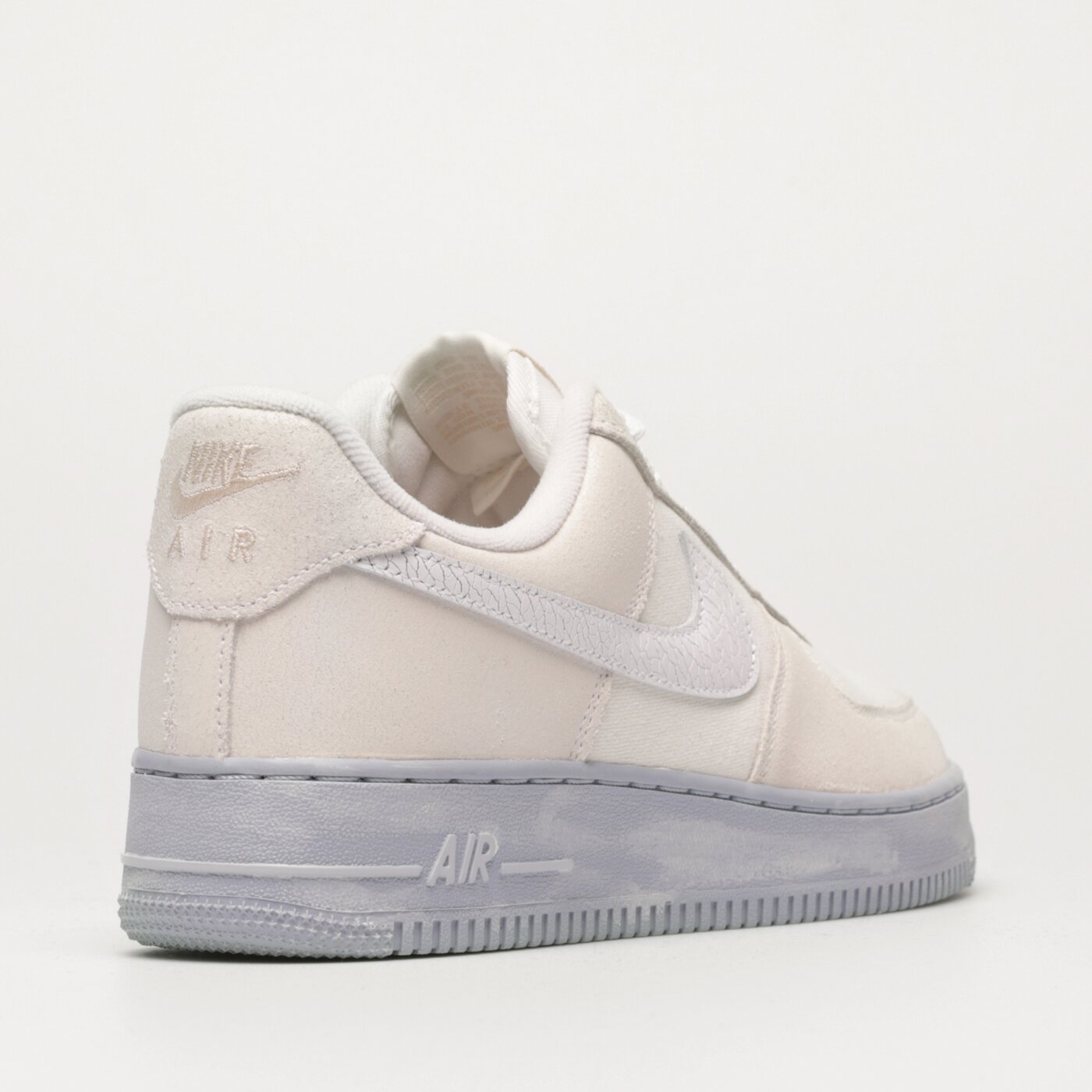 Мъжки маратонки NIKE AIR FORCE 1 '07 LV8 EMB dv0787-100 цвят бял