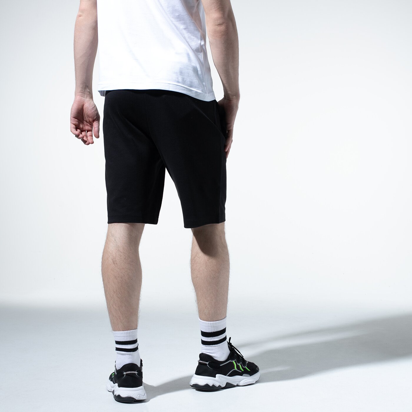 Мъжки къси панталони CHAMPION ШОРТИ BASIC SHORTS 214539kk001 цвят черен