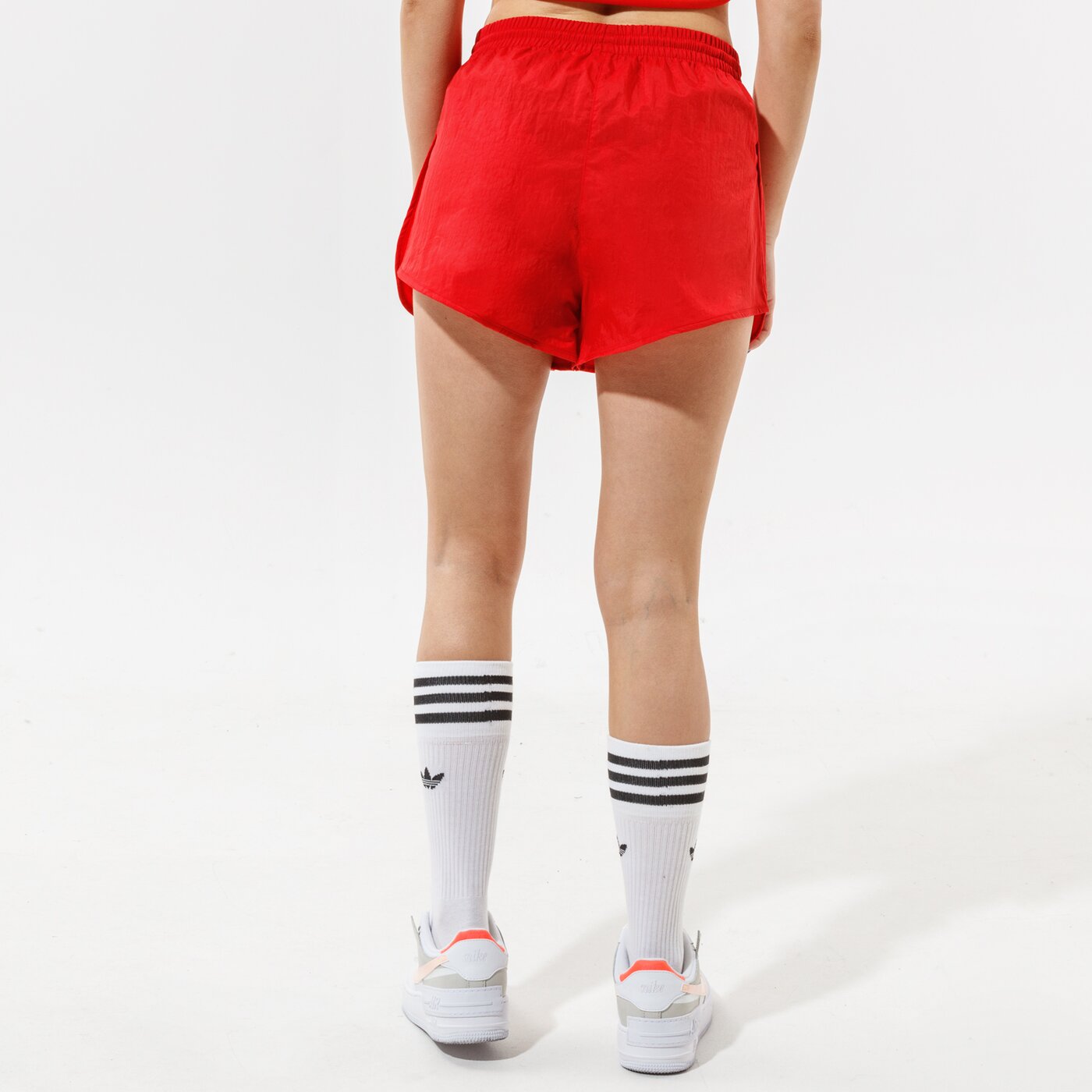 Дамски къси панталони ADIDAS ШОРТИ 3STR SHORTS gn2886 цвят червен