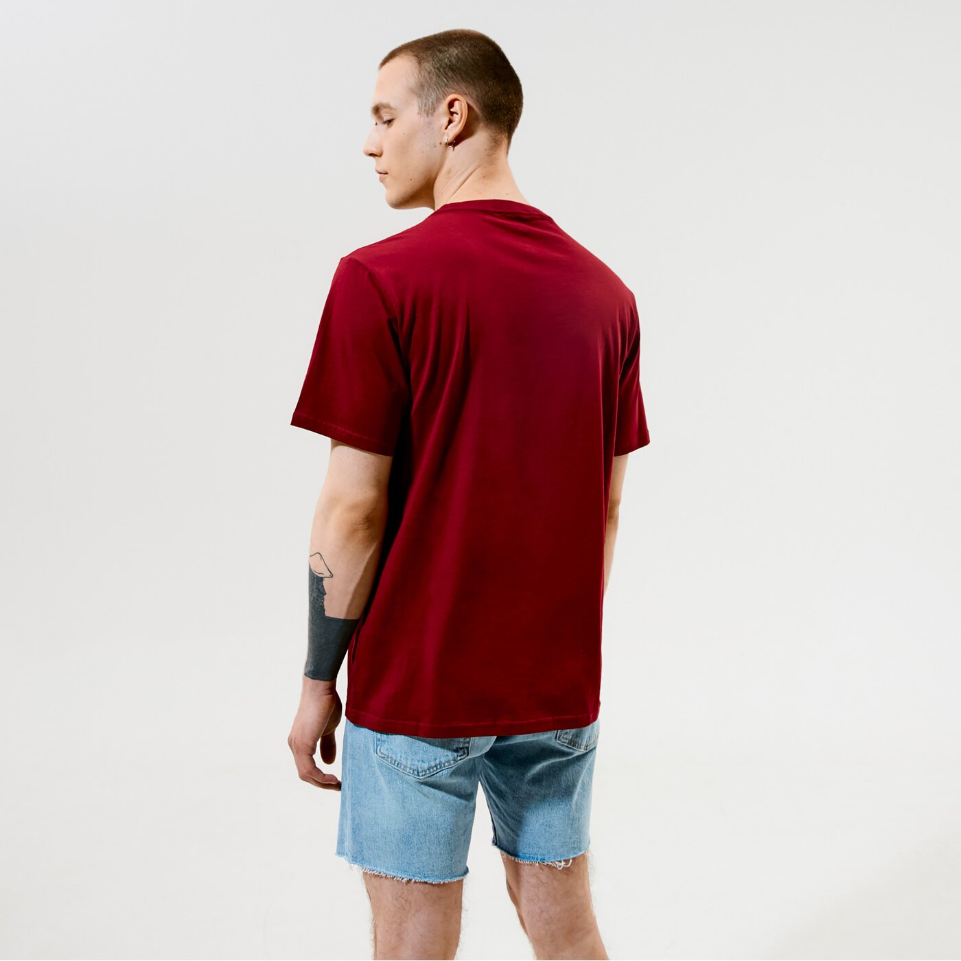 Мъжка тениска CONVERSE ТЕНИСКА SS CHUCK PATCH TEE 10007887-a28 цвят бордо