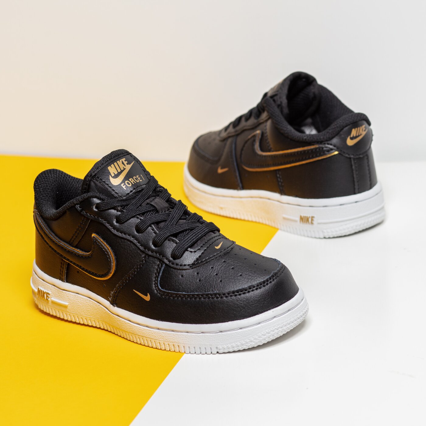 Детски маратонки NIKE FORCE 1 LV8 dm3387-001 цвят черен