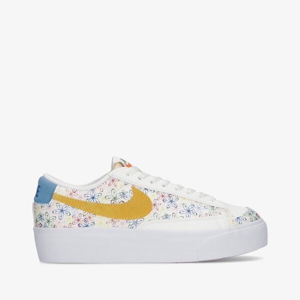 Дамски маратонки NIKE WMNS BLAZER LW PLATFORM dv3210-100 цвят многоцветен