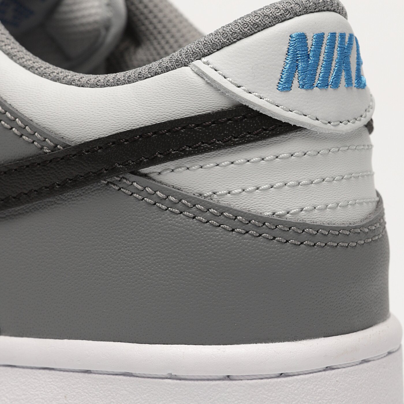 Детски маратонки NIKE DUNK LOW fb9109-001 цвят сив