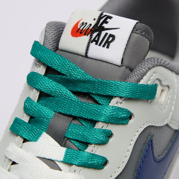 Мъжки маратонки NIKE AIR FORCE 1 '07 LV8 fd2592-001 цвят сив