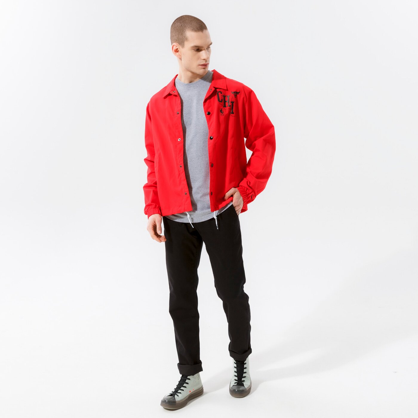 Мъжка тениска VANS ТЕНИСКА MN LEFT CHEST LOGO TEE GREY vn0a3czeatj1 цвят сив