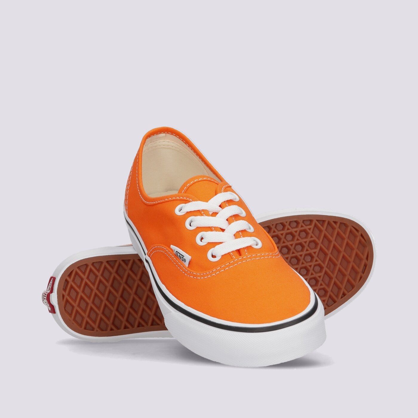 Дамски маратонки VANS UA AUTHENTIC vn0a5krdavm1 цвят оранжев