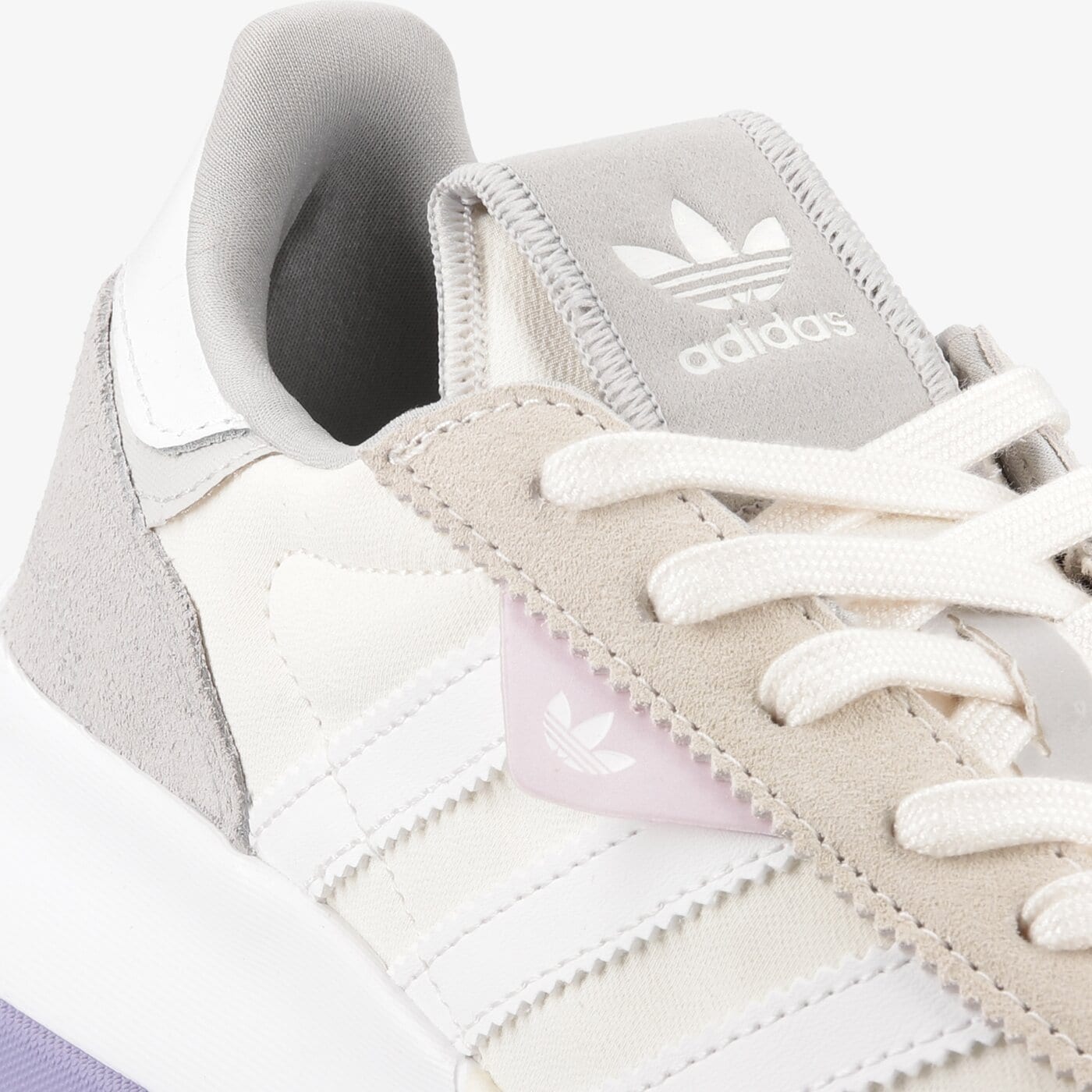 Дамски маратонки ADIDAS RETROPY F2 W gw8275 цвят бял