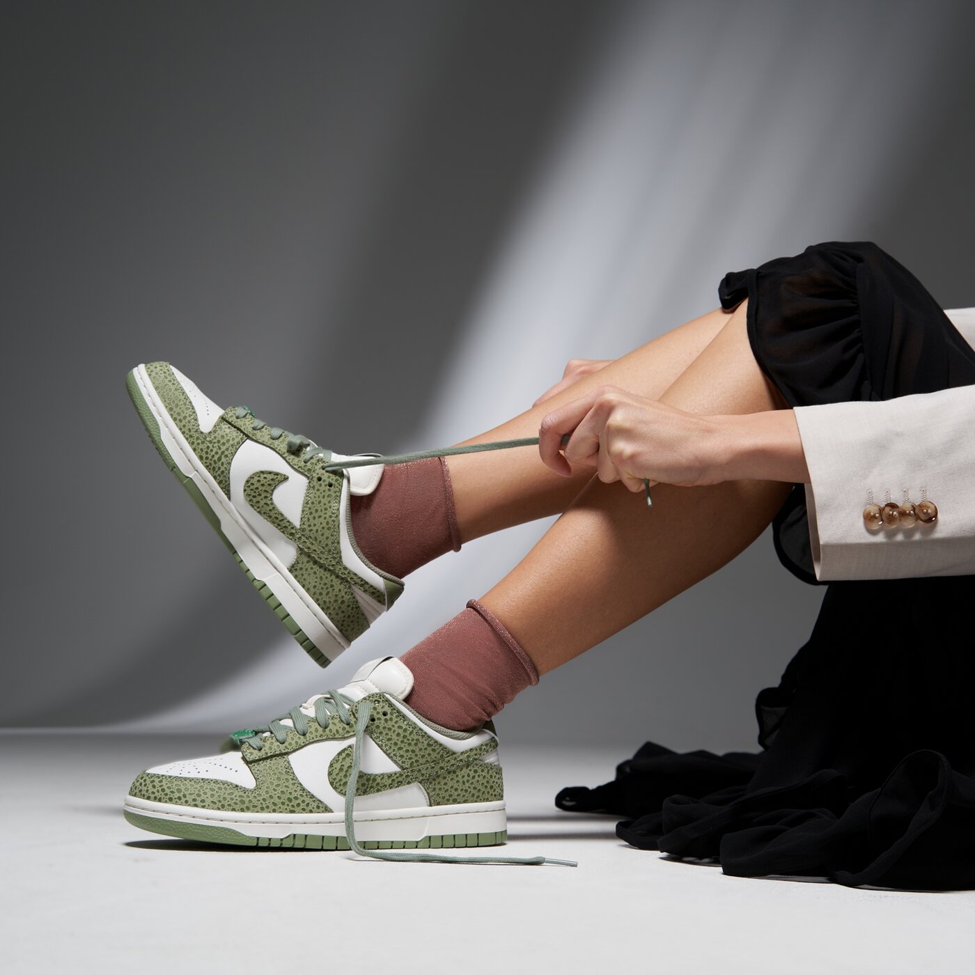 Дамски маратонки NIKE W DUNK LOW PRM fv6516-300 цвят зелен