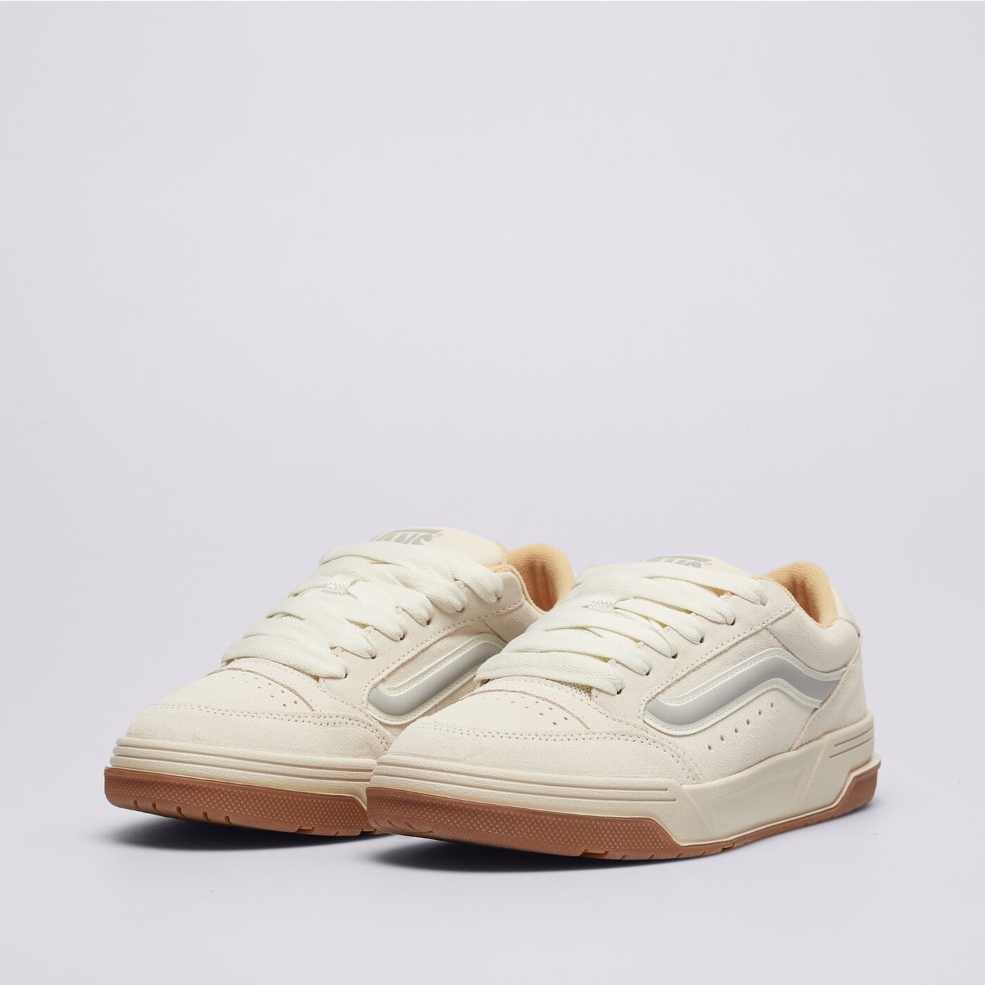 Дамски маратонки VANS HYLANE vn000d1jovm1 цвят бежов