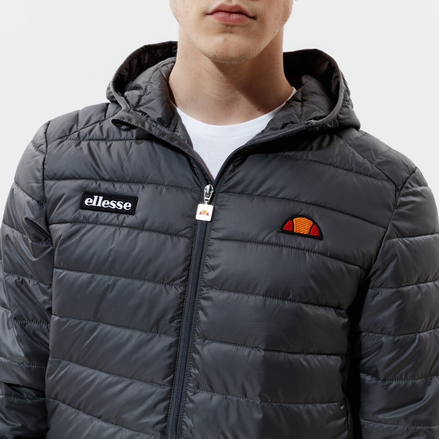 Мъжко зимно яке ELLESSE ЯКЕ ПУХЕН LOMBARDY PADDED JACKET shg01115darkgrey цвят сив