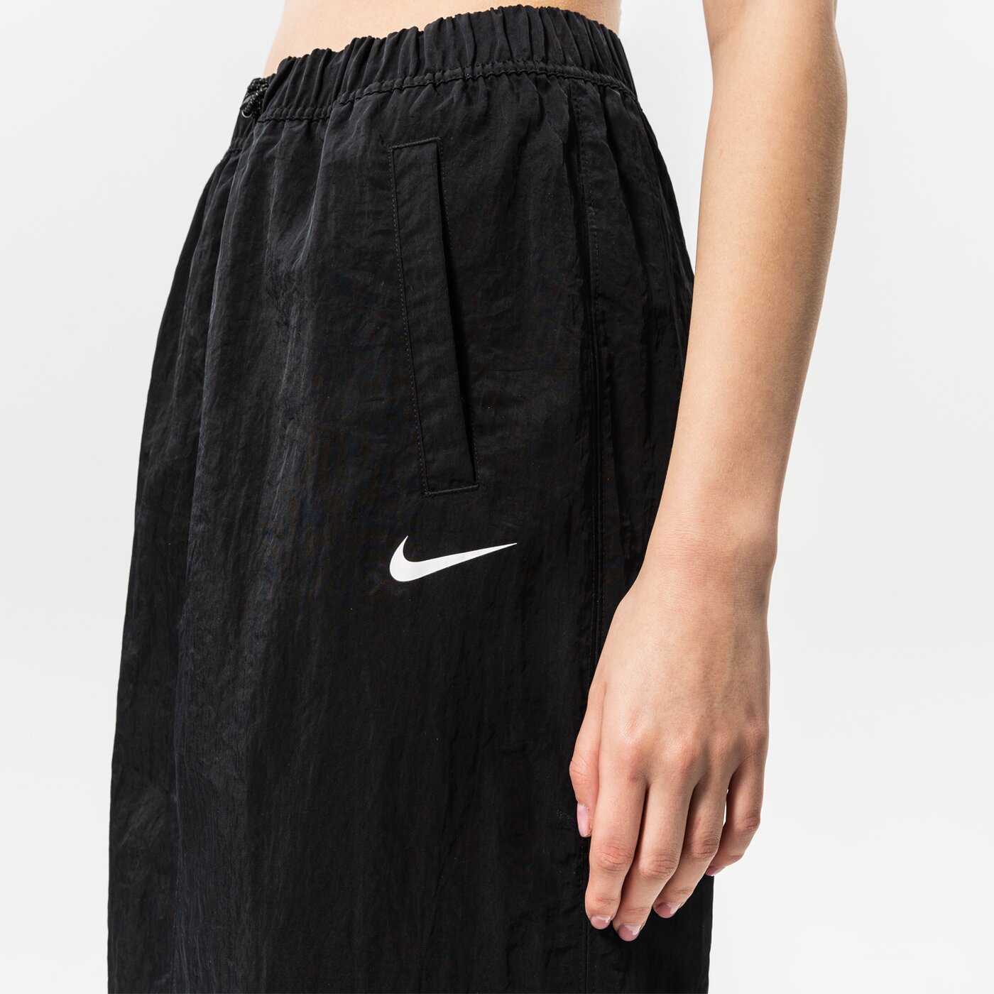 Дамски NIKE ПОЛА W NSW ESSNTL WVN HR SKIRT FL dm6249-010 цвят черен