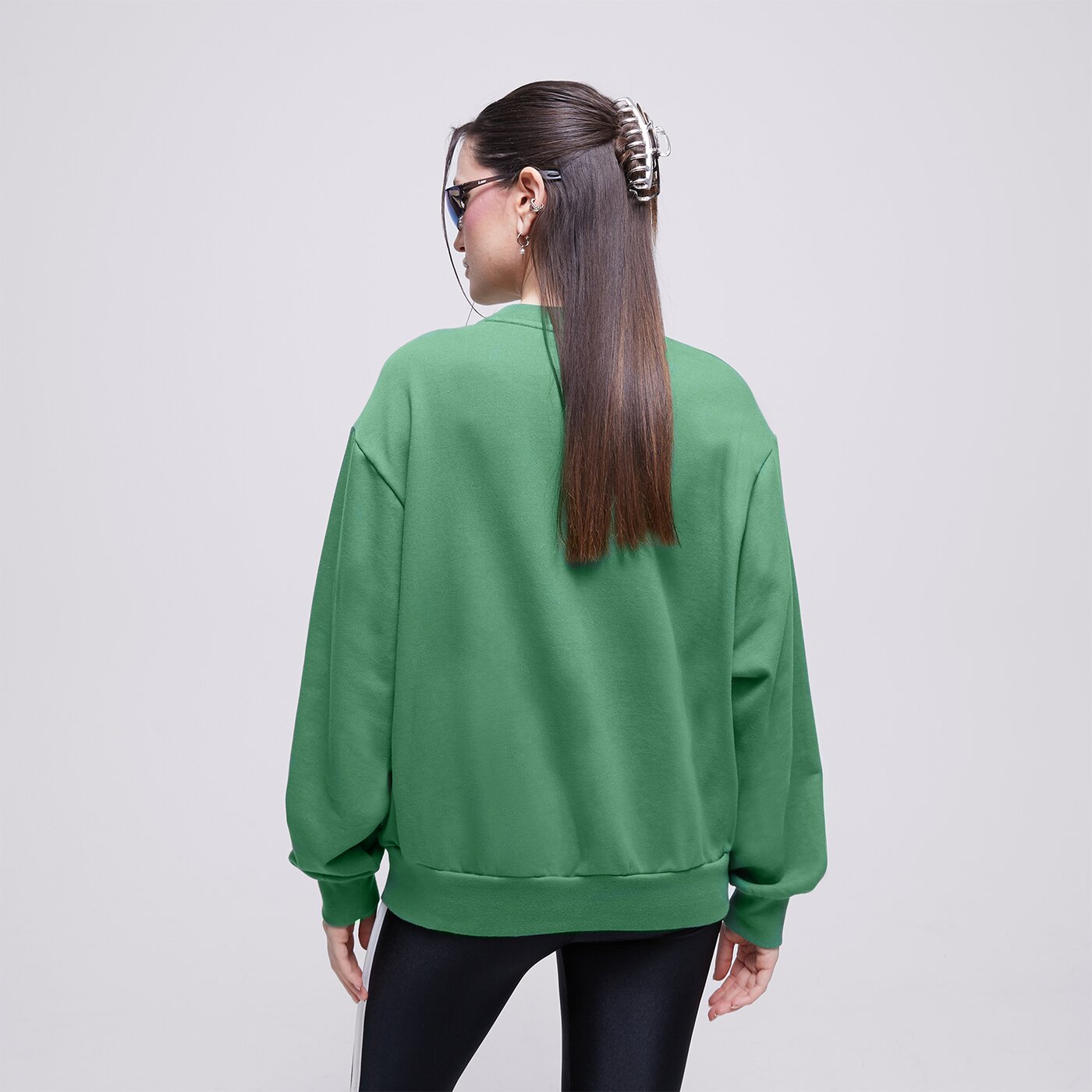 Дамски суичър VANS СУИТЧЪР OVERSIZED FLORAL CREW vn00074ebr1 цвят многоцветен