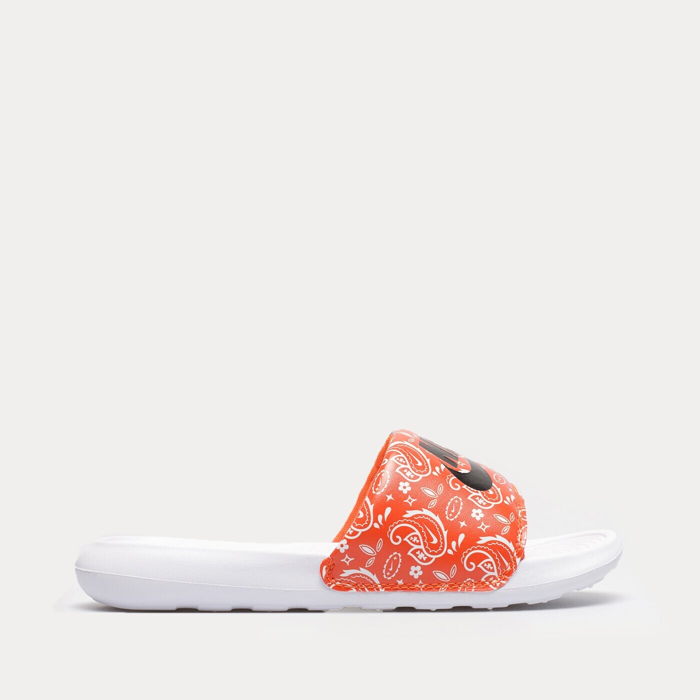 Дамски чехли и сандали NIKE VICTORI ONE cn9676-800 цвят многоцветен