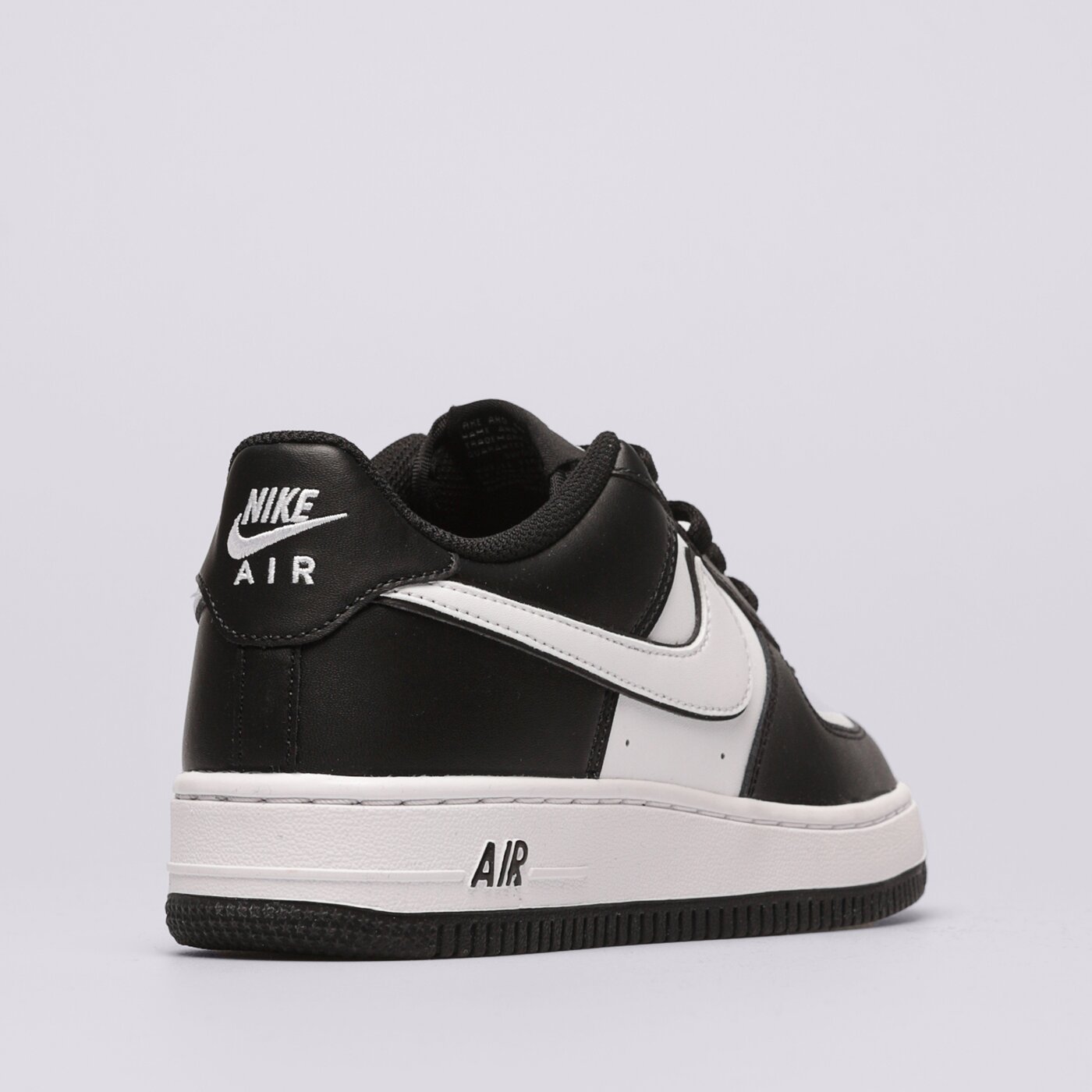 Детски маратонки NIKE AIR FORCE 1 LV8 2 dv1621-001 цвят черен
