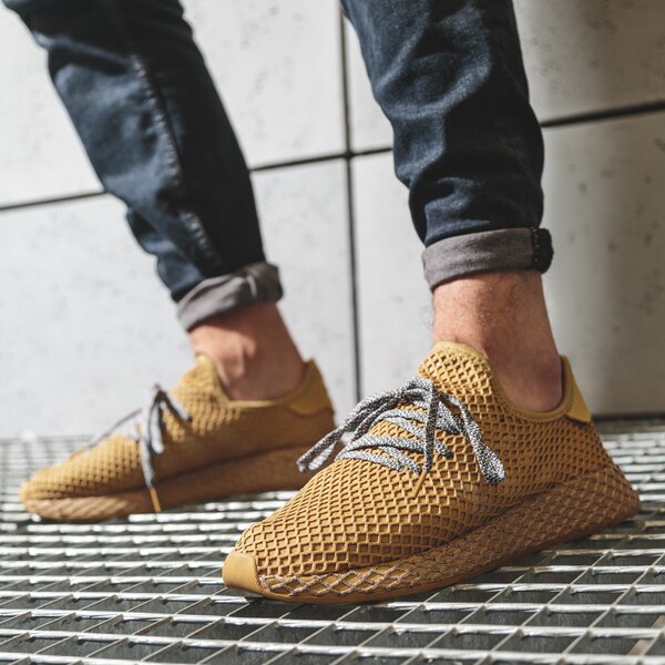 Мъжки маратонки ADIDAS DEERUPT RUNNER bd7885 цвят бежов