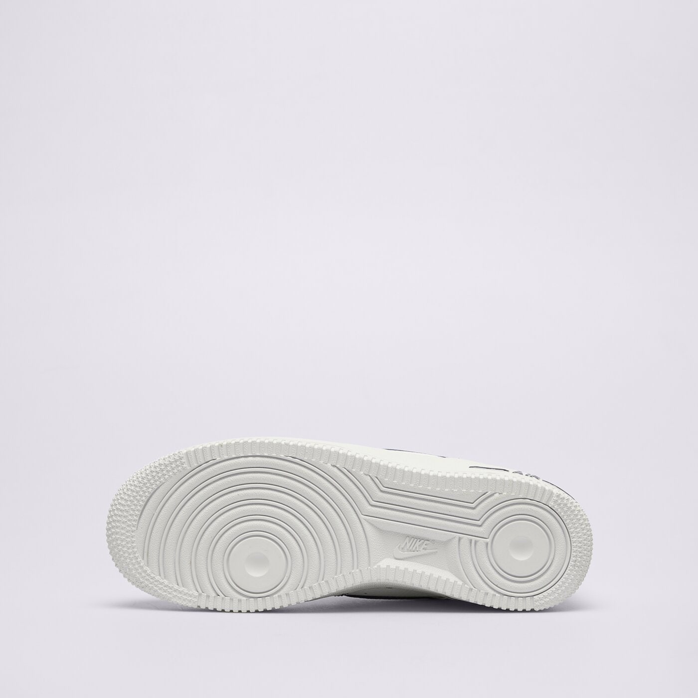 Детски маратонки NIKE AIR FORCE 1 LV8 4 BG hj4563-100 цвят бял