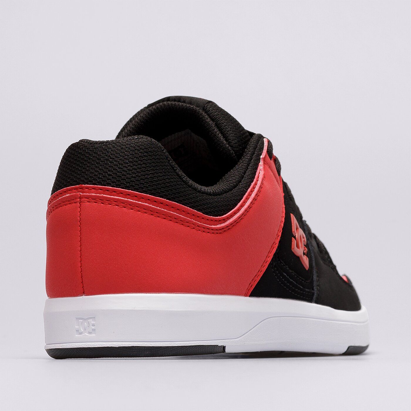 Мъжки маратонки DC CURE adys400073-xkrk цвят черен