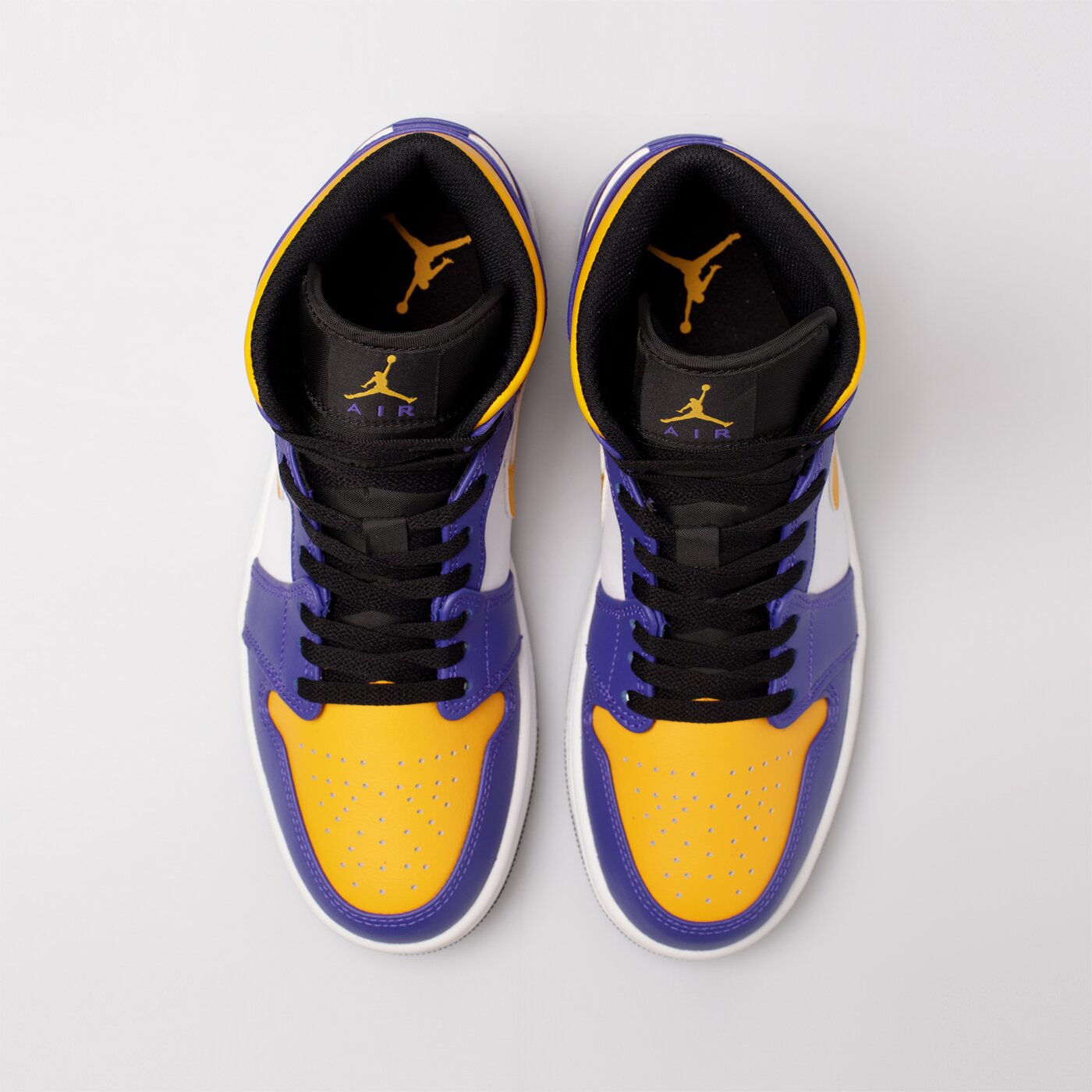 Мъжки маратонки AIR JORDAN 1 MID  dq8426-517 цвят виолетов