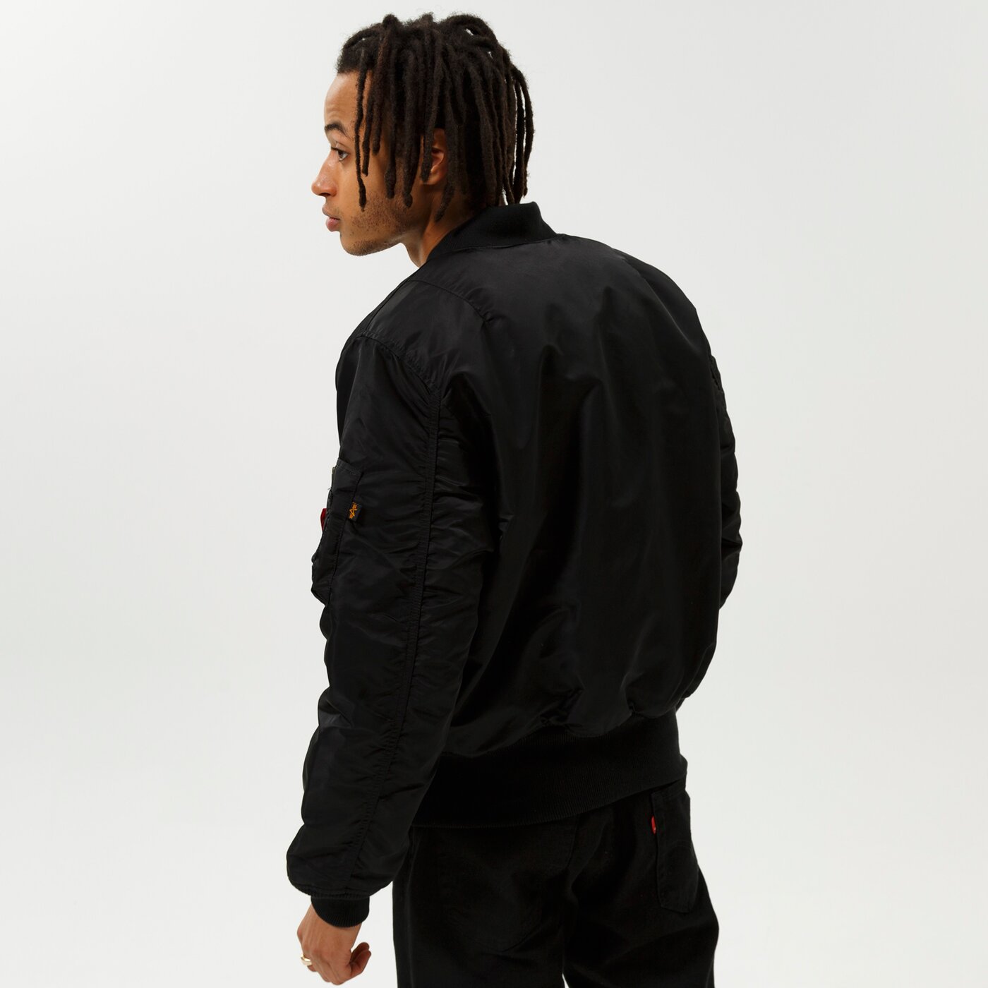 Мъжко зимно яке ALPHA INDUSTRIES ЯКЕ MA-1 100101-03 цвят черен