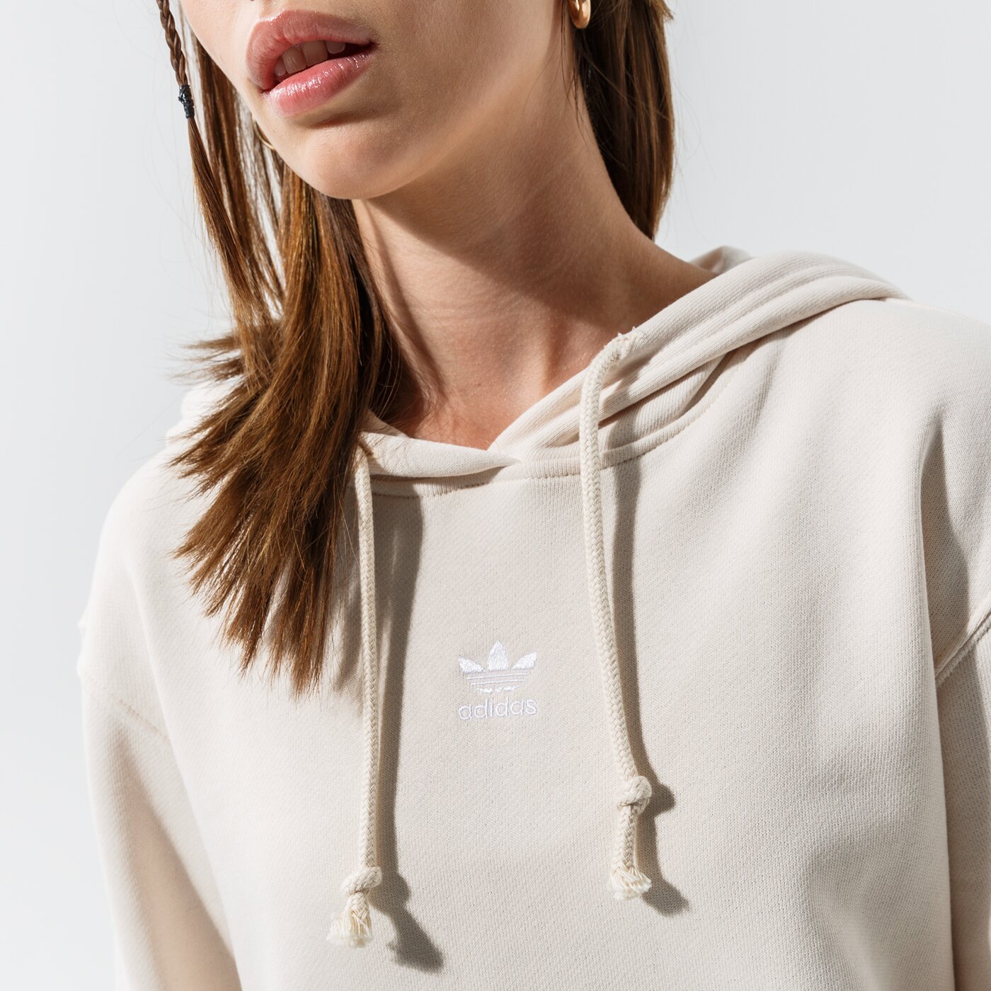 Дамски суичър ADIDAS СУИТЧЪР С КАЧУЛКА ESSENTIAL HOODIE h06618 цвят бежов