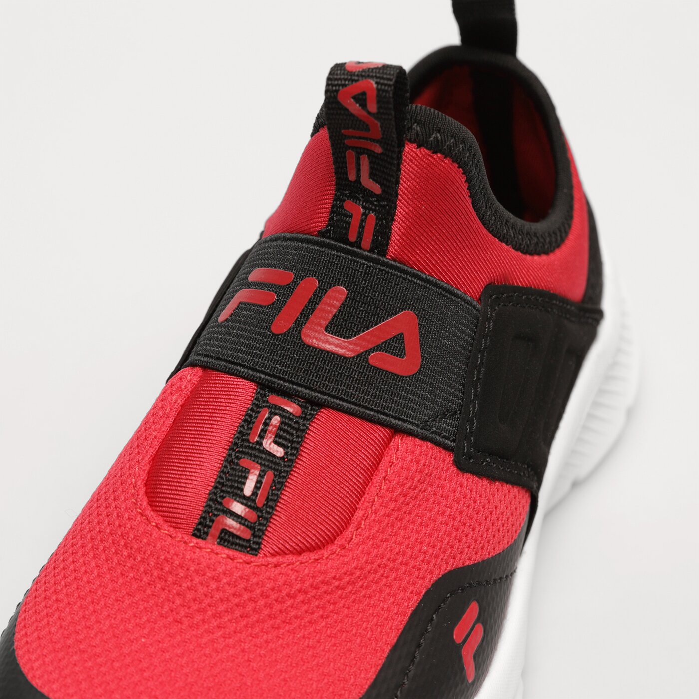 Детски маратонки FILA LANDBUZZER 3rm01396602 цвят червен