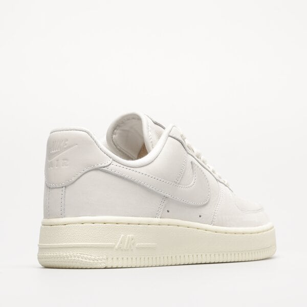 Дамски маратонки NIKE AIR FORCE 1 '07 PRM dr9503-100 цвят бял
