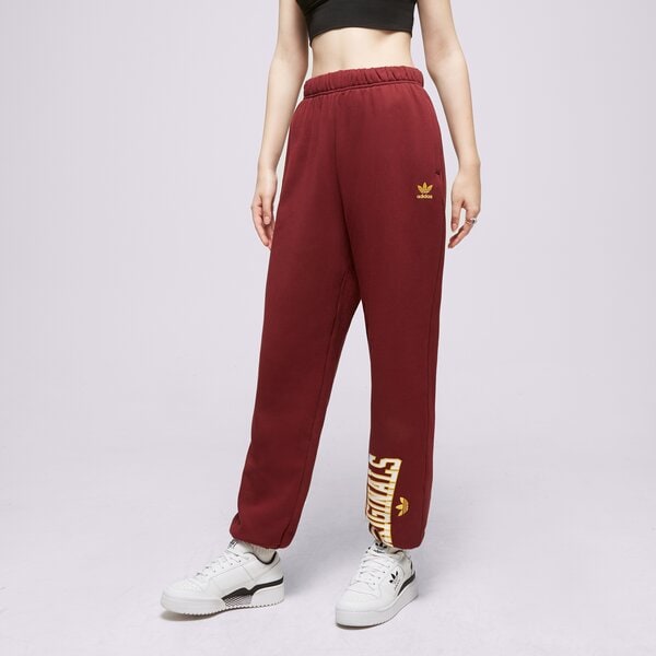 Дамски панталони ADIDAS ПАНТАЛОНИ TRACK PANTS ic6035 цвят бордо