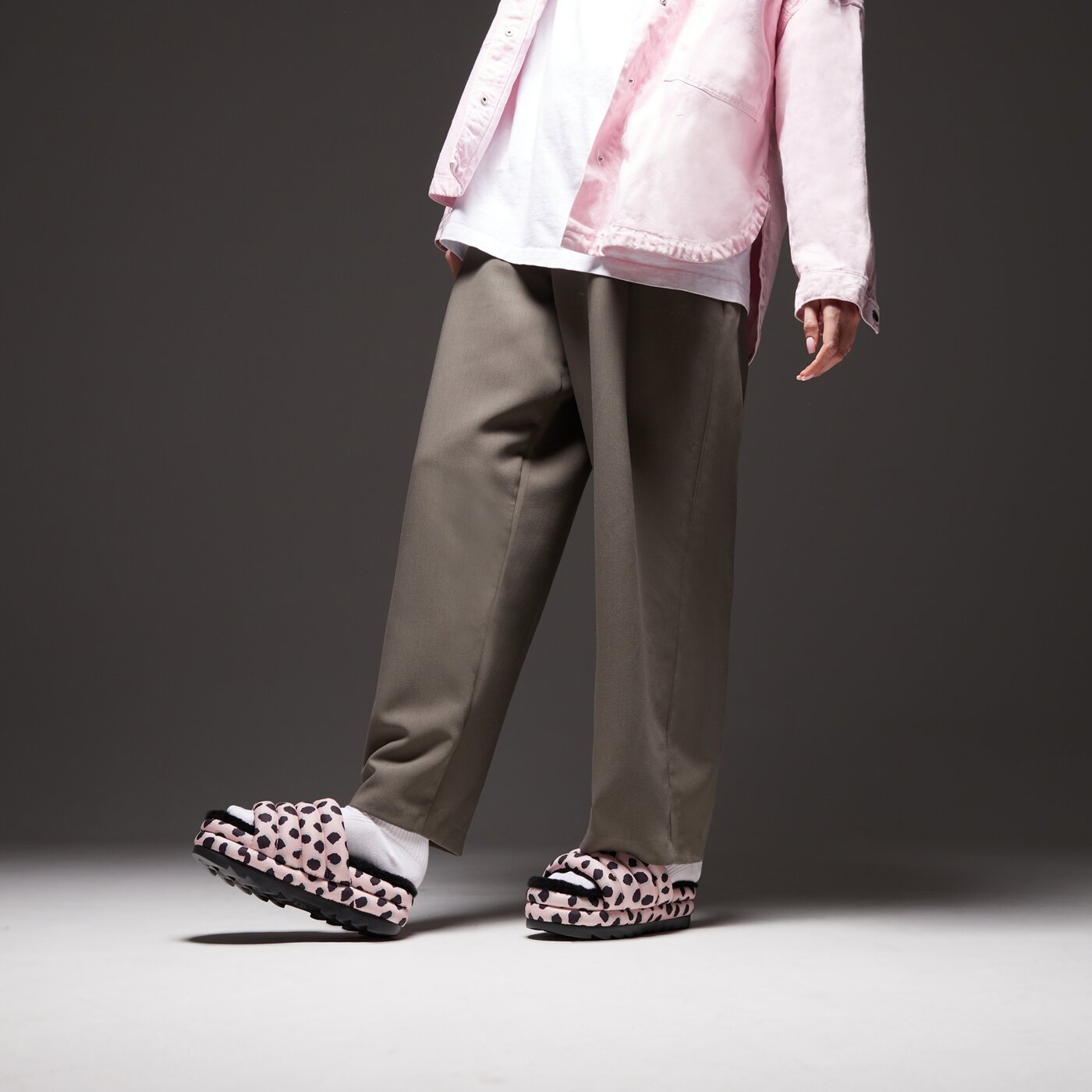 Дамски чехли и сандали UGG MAXI SLIDE CHEE.PR 1127074-pink scallop цвят розов