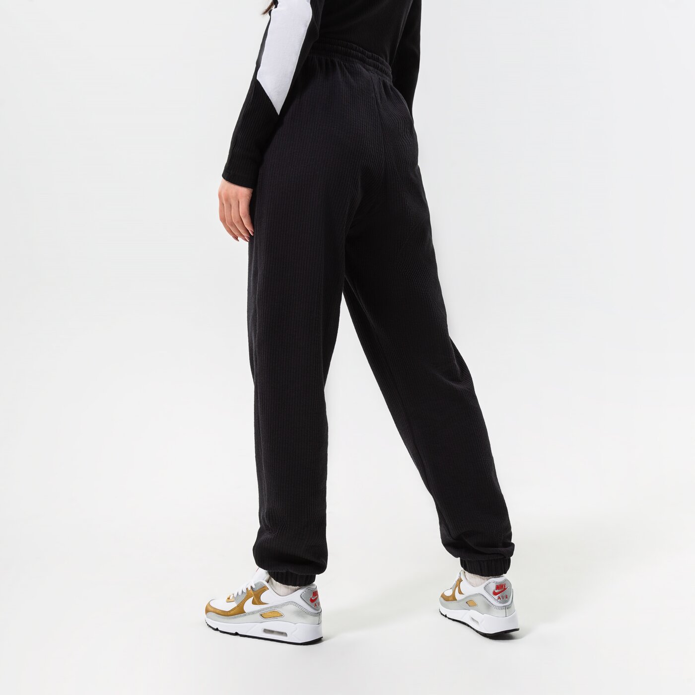 Дамски панталони ADIDAS ПАНТАЛОНИ RIB CUFFED PANT he9505 цвят черен