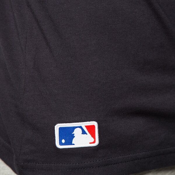 Мъжка тениска NEW ERA ТЕНИСКА MLB APP NY YANKEES NAV 11204000 цвят черен